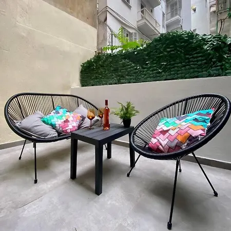 Apartment Crystal Studio-downtown Escape-navarinou Square Thessaloniki