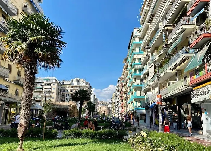 Crystal Studio-downtown Escape-navarinou Square דירה סלוניקי